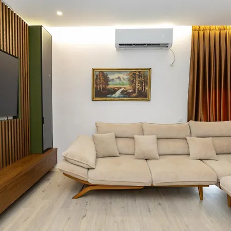 Pomegranate House Nocleg ze śniadaniem Wlora