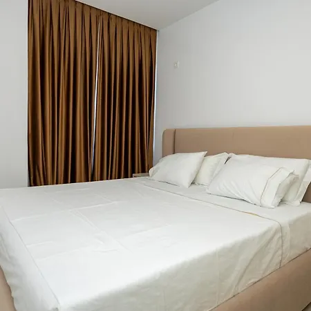 Pomegranate House Bed and breakfast Vlorë