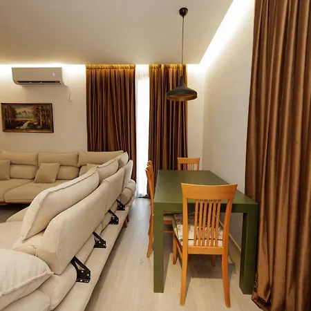 Bed & Breakfast Pomegranate House *