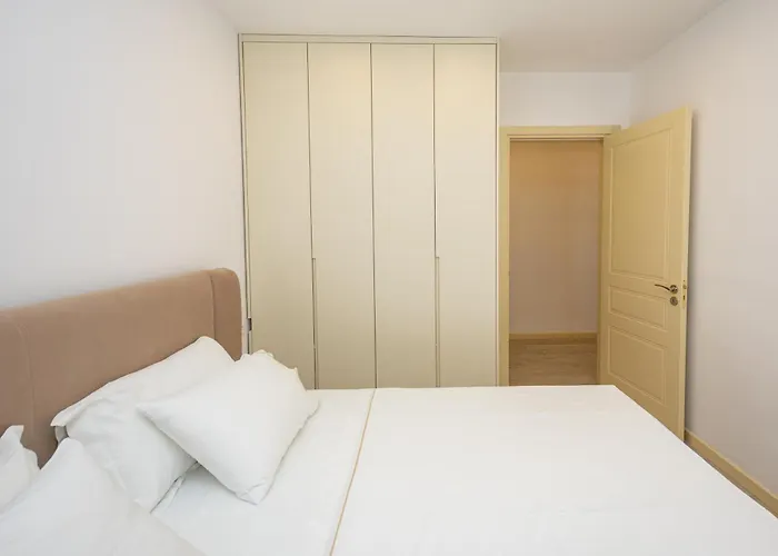 Pomegranate House Nocleg ze śniadaniem Wlora