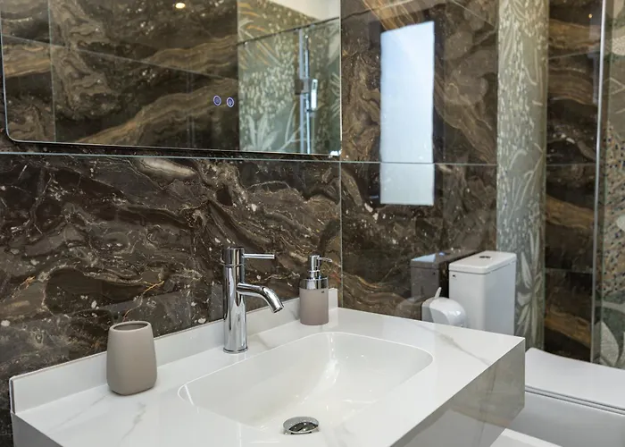 Pomegranate House Nocleg ze śniadaniem Wlora