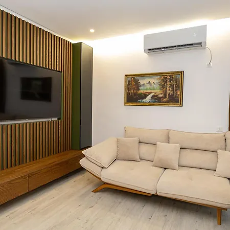 Bed & Breakfast Pomegranate House