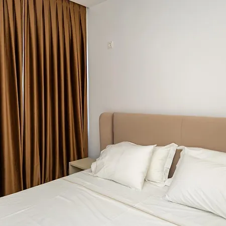 Pomegranate House * Vlora