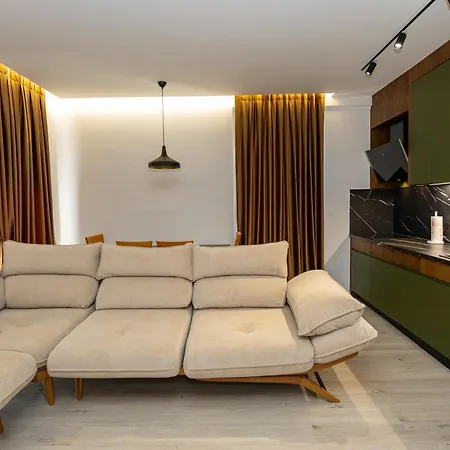 Pomegranate House Vlorë