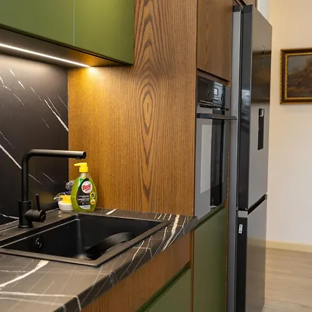 Bed & Breakfast Pomegranate House