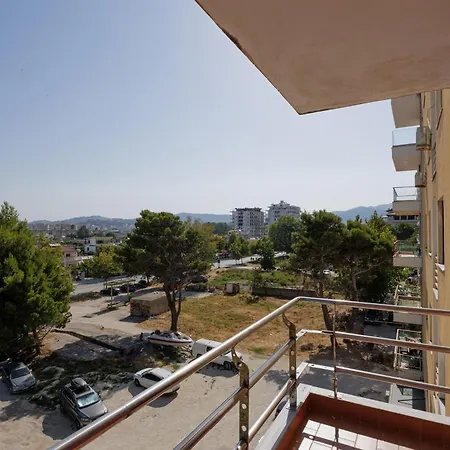 Pomegranate House Bed & Breakfast